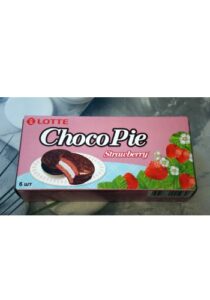 Lotte Choco Pie Strawberry постер