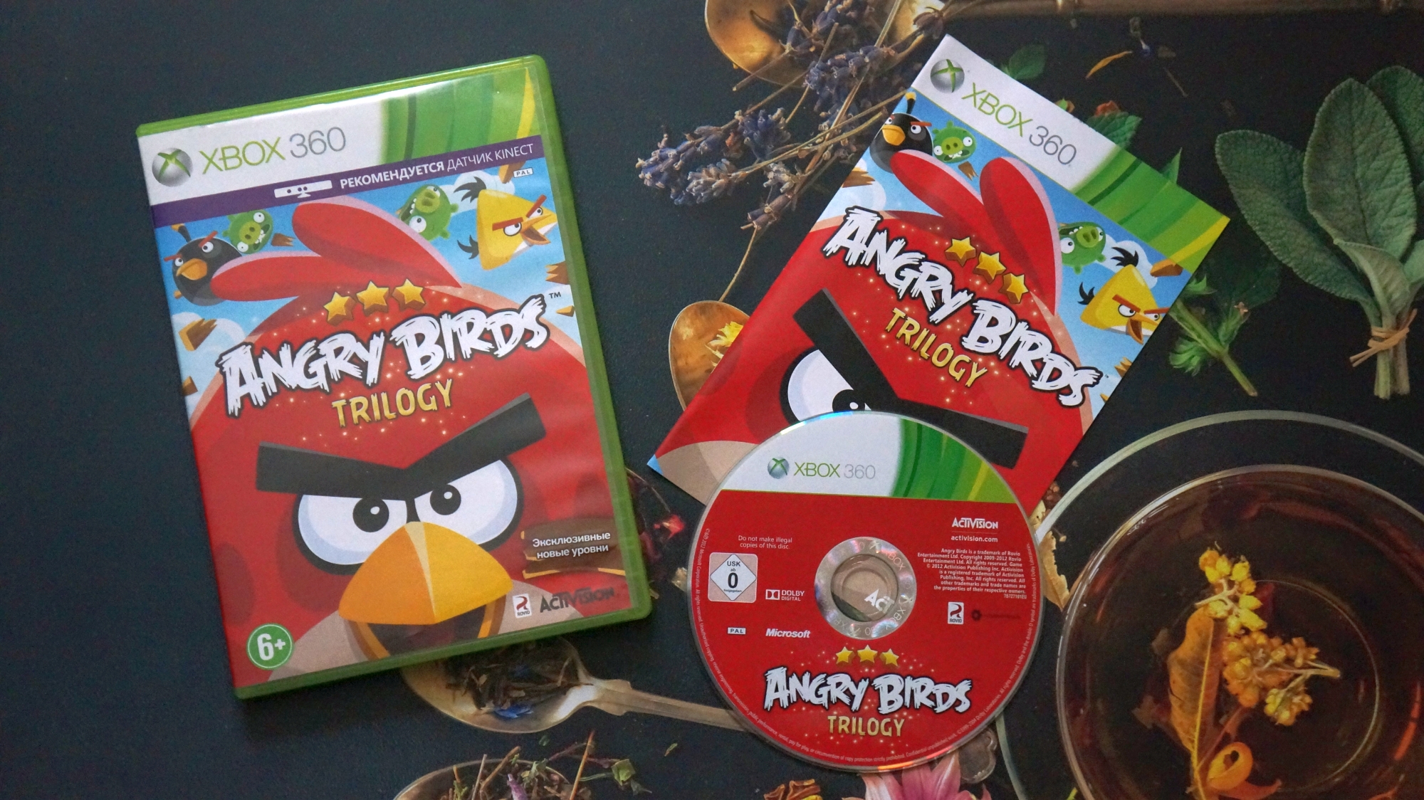 Игра Angry Birds Trilogy для Xbox 360 фото коробки и диска